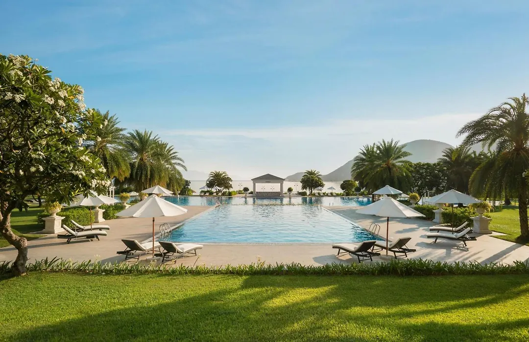Nha Trang Marriott Resort & Spa, Hon Tre Island-1