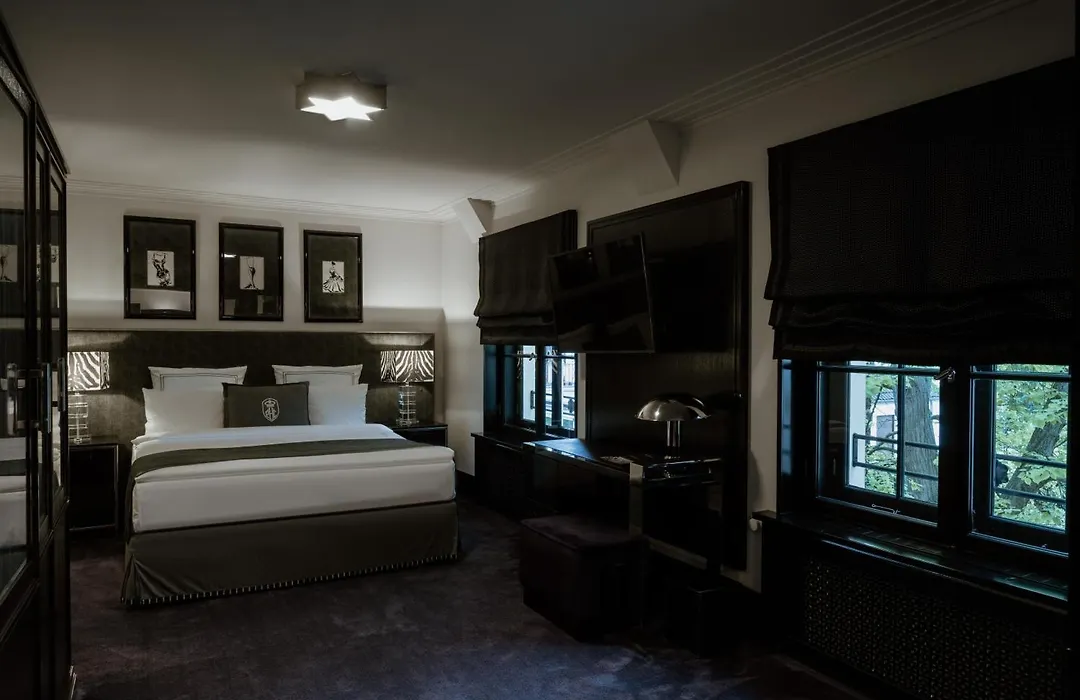 Schlosshotel Berlin-1