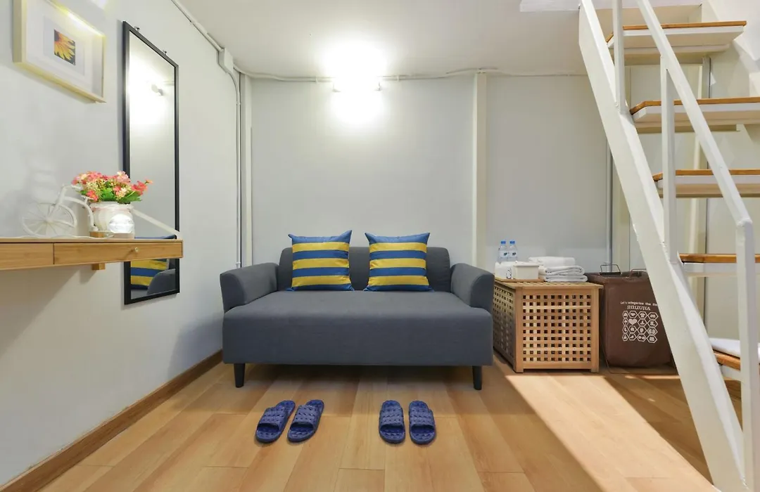 Stayat Bedever Bangkok Hotel-1