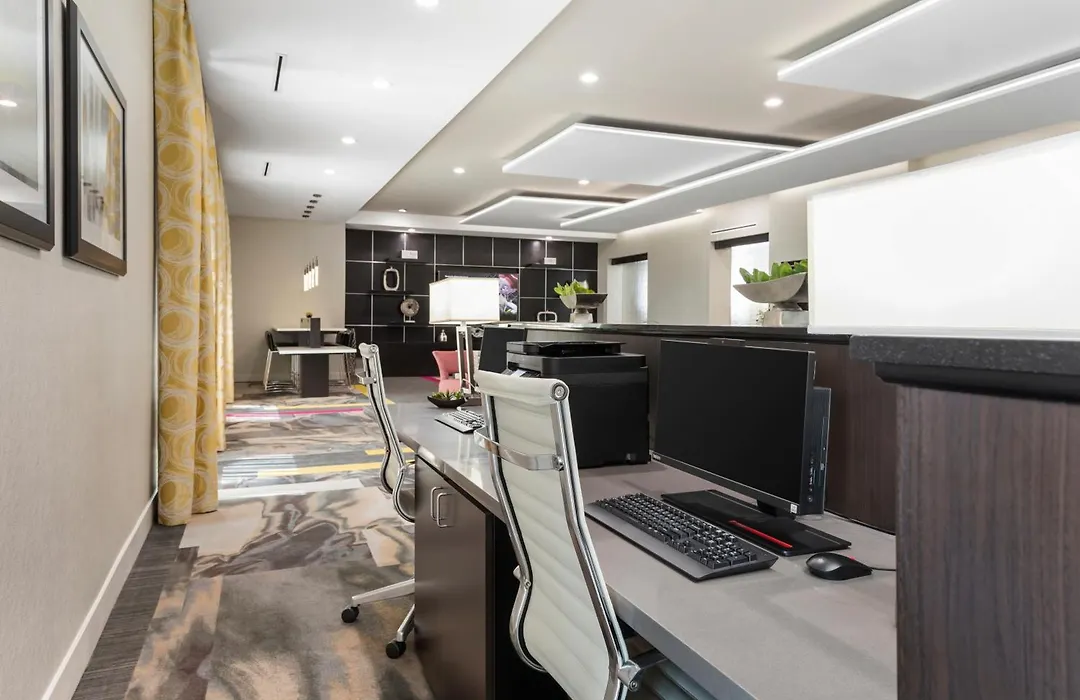 Holiday Inn Express & Suites Anaheim Resort Area By Ihg-1