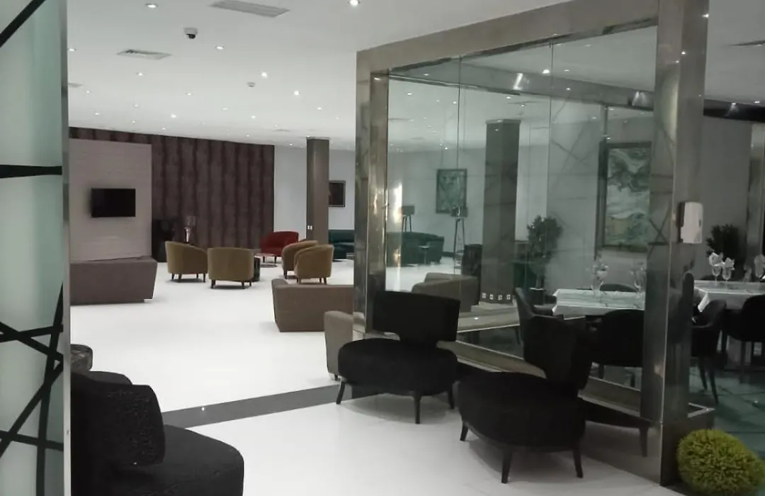 Hotel Embaixador-1
