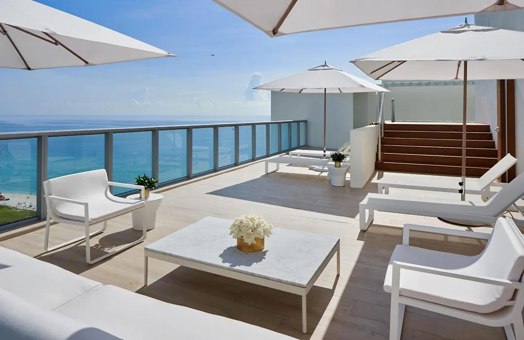 W South Beach Private Luxury Suites-1