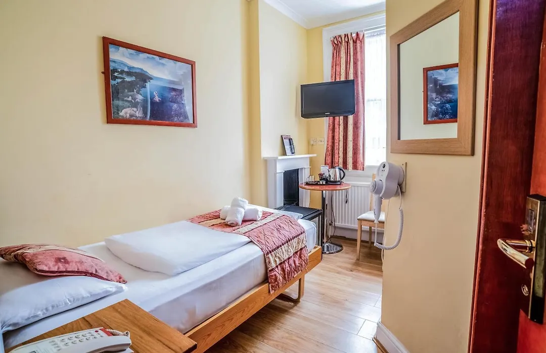 Shakespeare Hotel-1