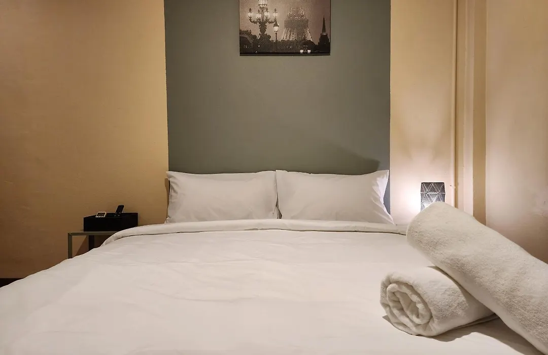 The Travellers House - Pet Friendly Accommodation-1
