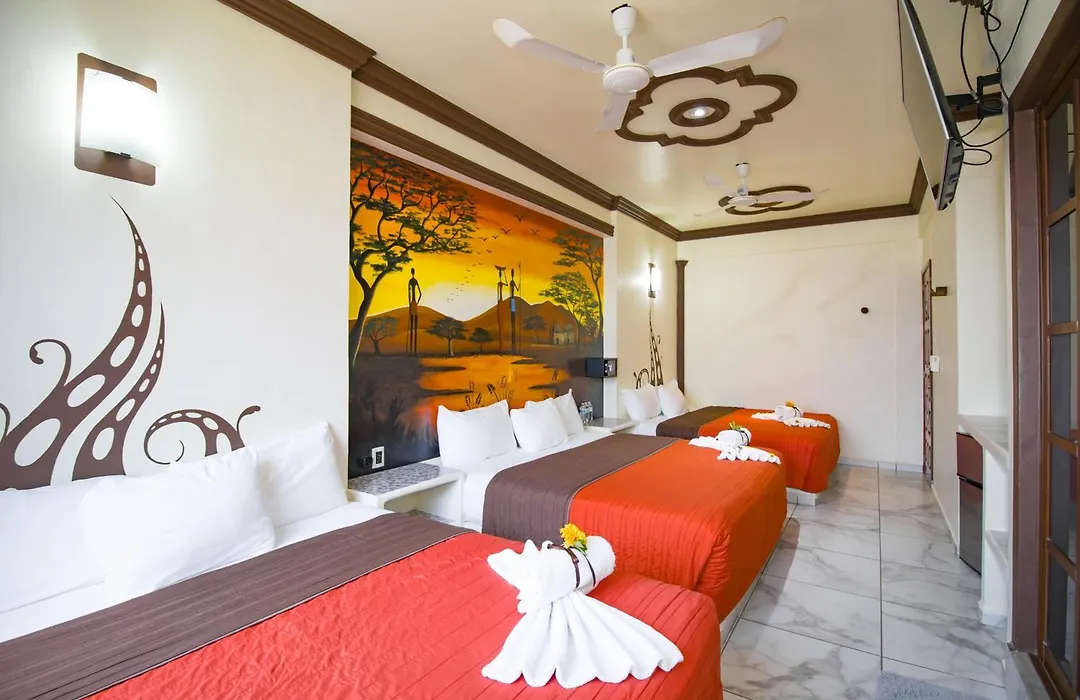 Hotel Diamante-1
