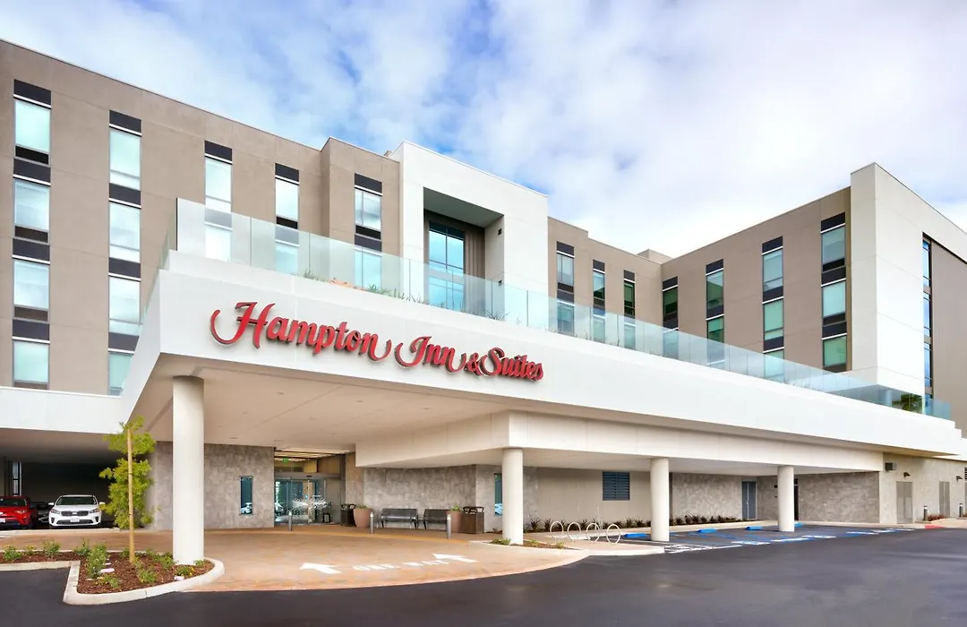 Hampton Inn & Suites Anaheim Resort Convention Center-1