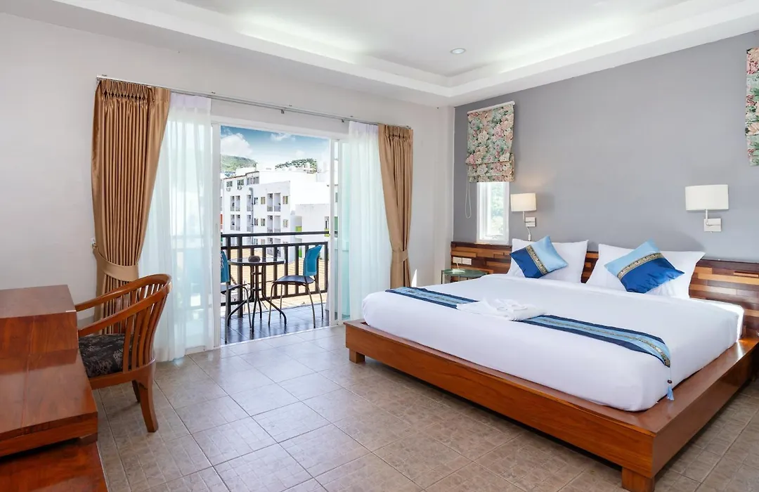 Sawasdeeciao Patong Guesthouse-1