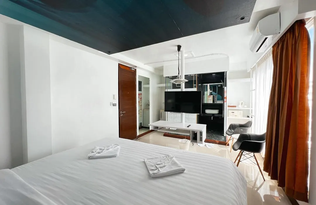 The Color Kata Beach-1