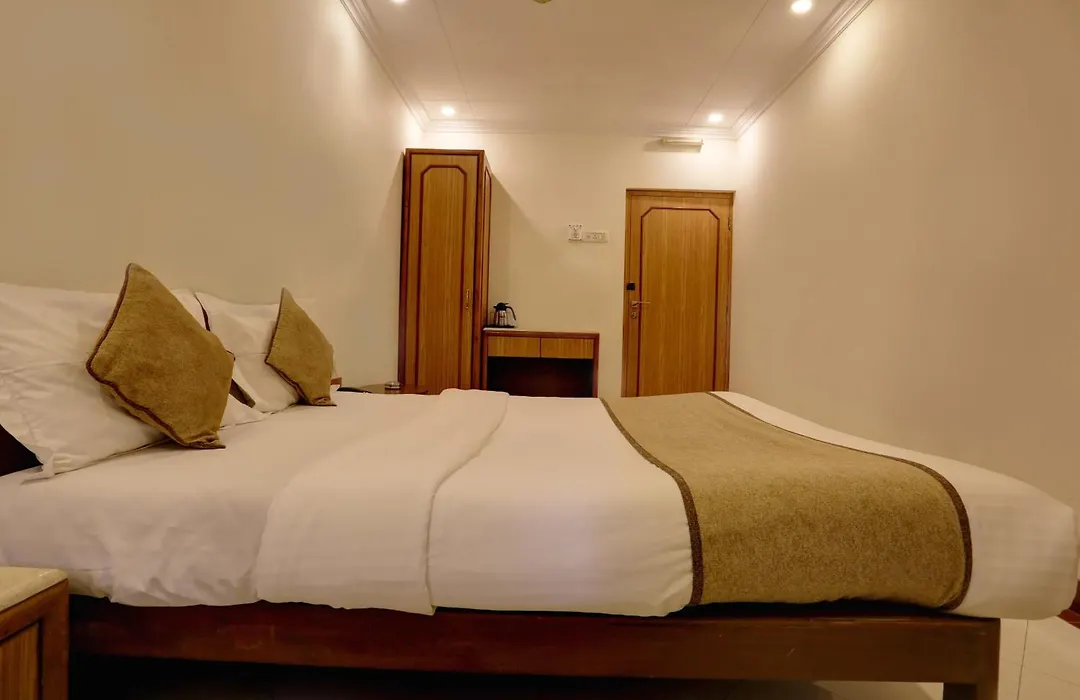 Accord Hotel-1