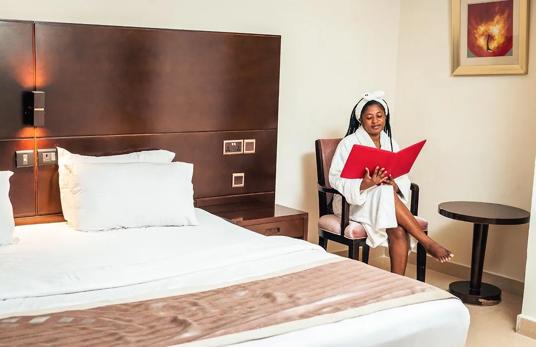 Noble House Hotel-1