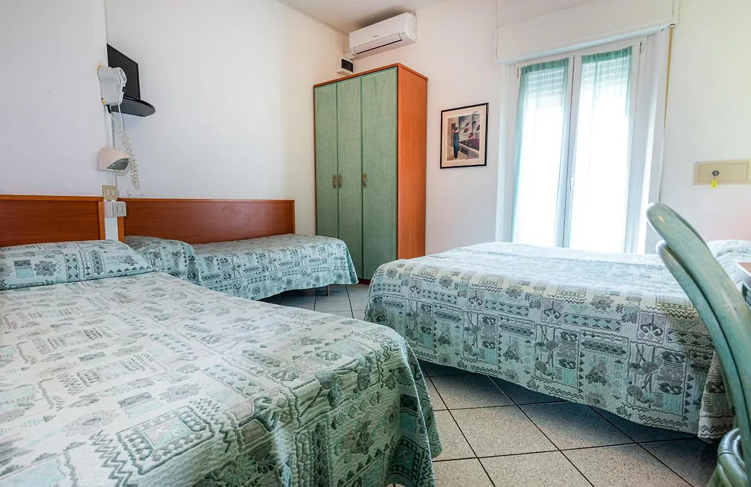 Hotel Diamond-1