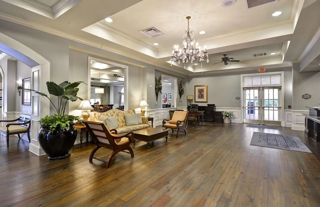 Hampton Inn & Suites Savannah Historic District-1