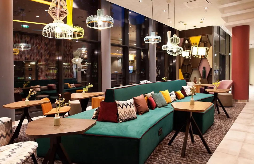Hampton By Hilton Vienna Messe-1