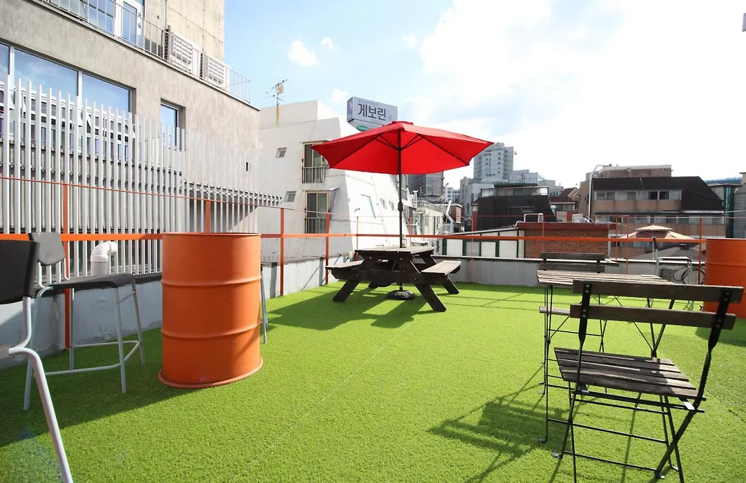Bunk Guesthouse Hongdae-1