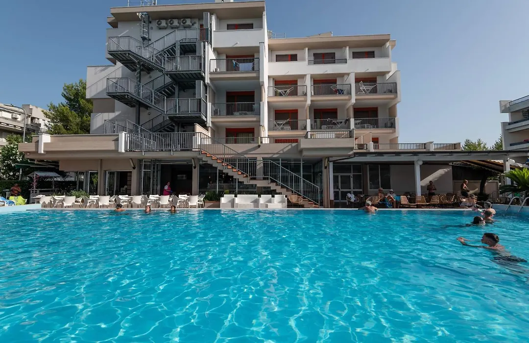 Hotel La Villa-1