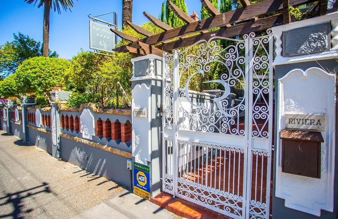 Cape Riviera Guesthouse-1