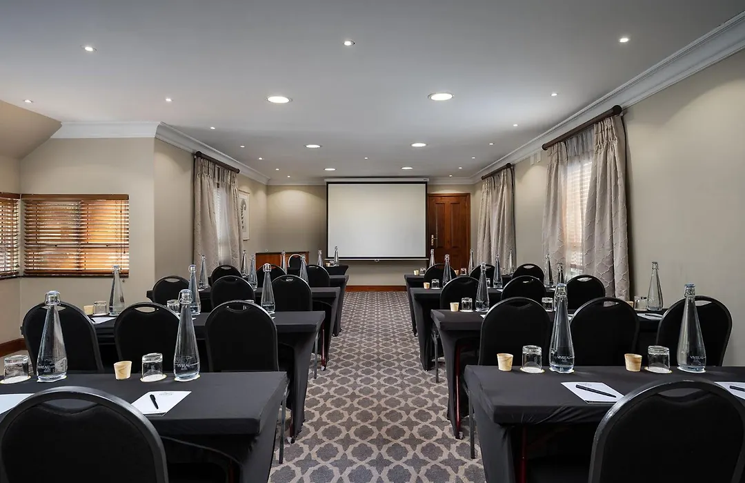 Premier Hotel Falstaff-1