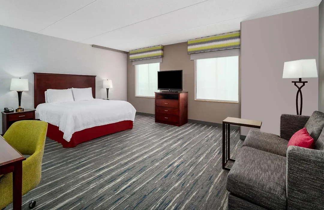 Hampton Inn & Suites Minneapolis St. Paul Airport - Mall Of America-1