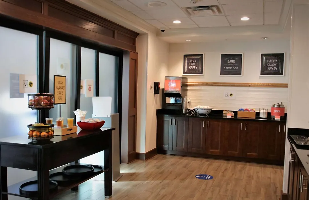 Hampton Inn & Suites Jacksonville Beach Boulevard/Mayo Clinic-1