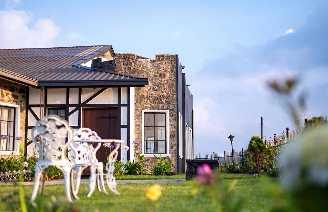 Dover Cottage-1