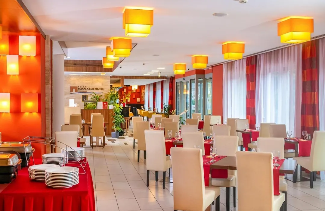 Royal Club Hotel-1
