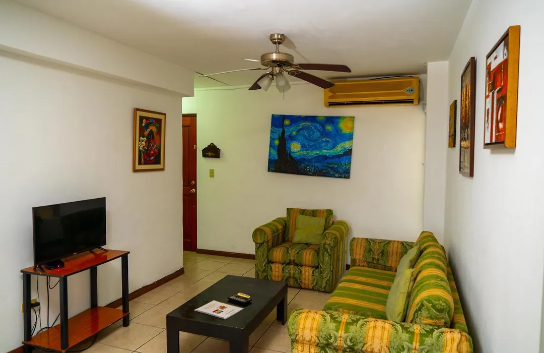 Suites & Apartments San Benito - Zona Rosa-1