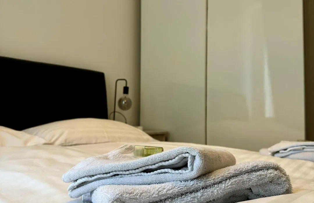 Hotel Avion-1