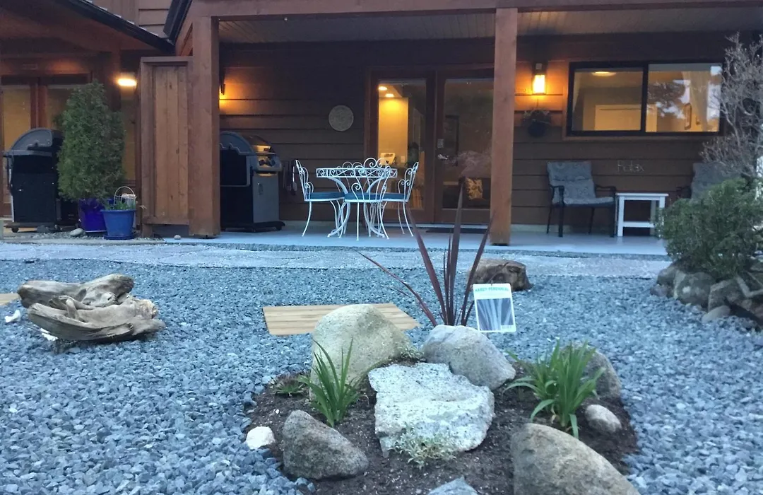 Nestledown B&B-1