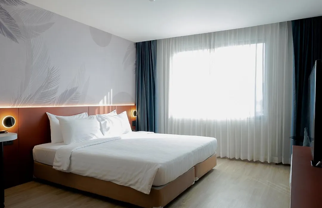 Buri Sriphu Hotel-1