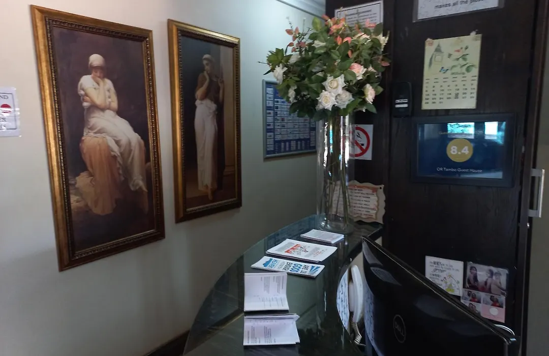 Or Tambo Guest House-1
