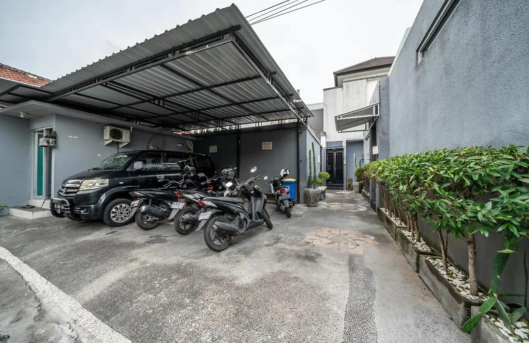 Modern Villa With Private Pool , Full Kitchen And Parking-1