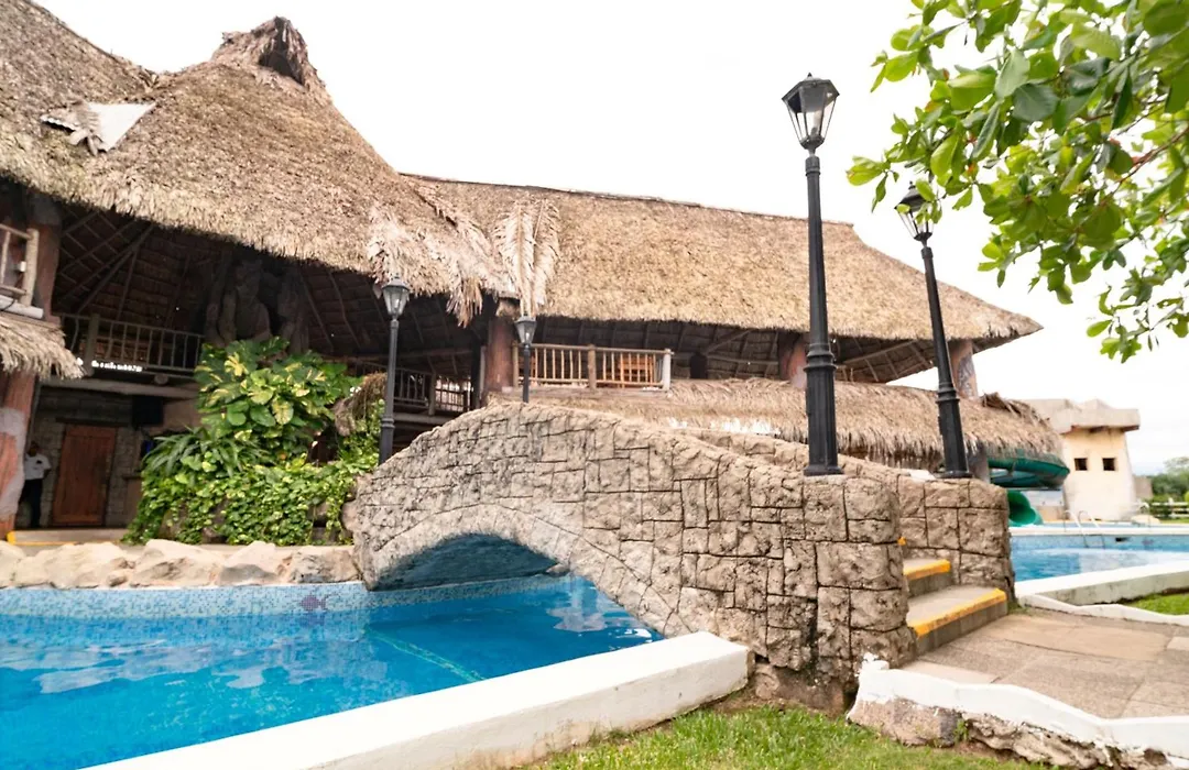 Amatique Bay Hotel-1