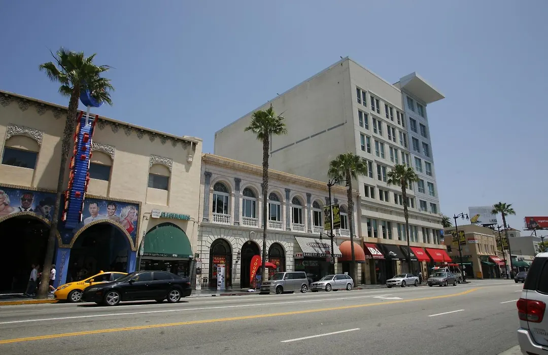Hollywood Guest Inn-1