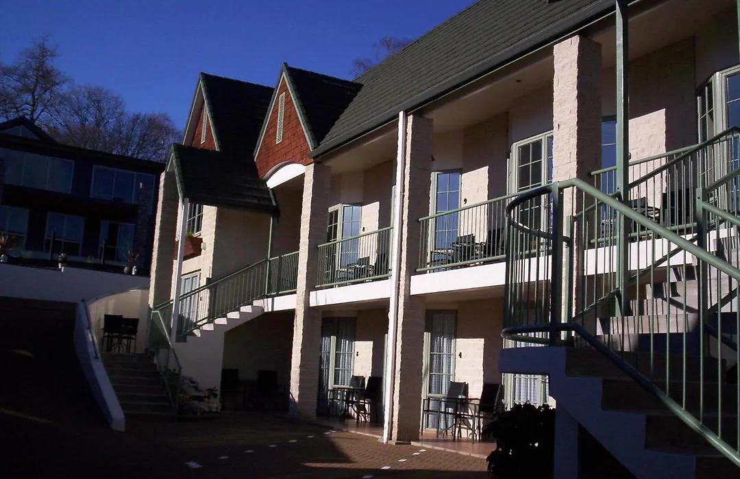 Colonial Lodge Motel-1
