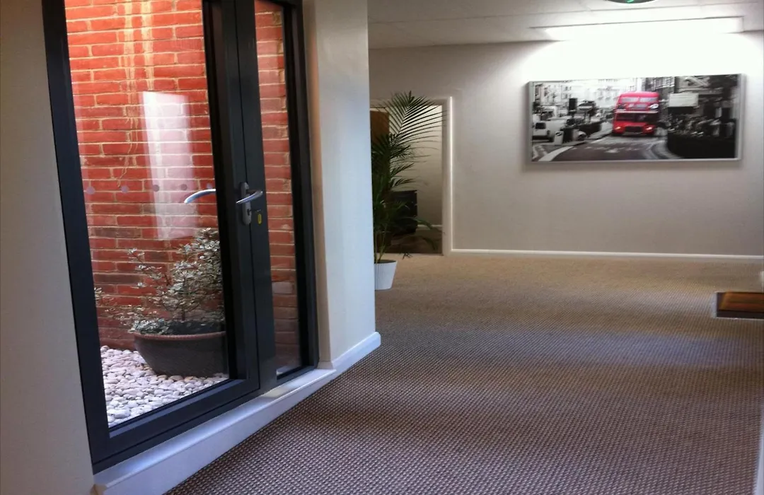Lyall Apartment Hotel-1