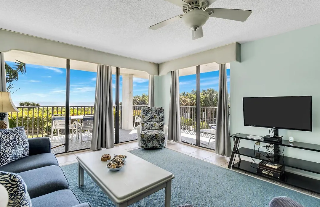 Cape Winds Resort-1