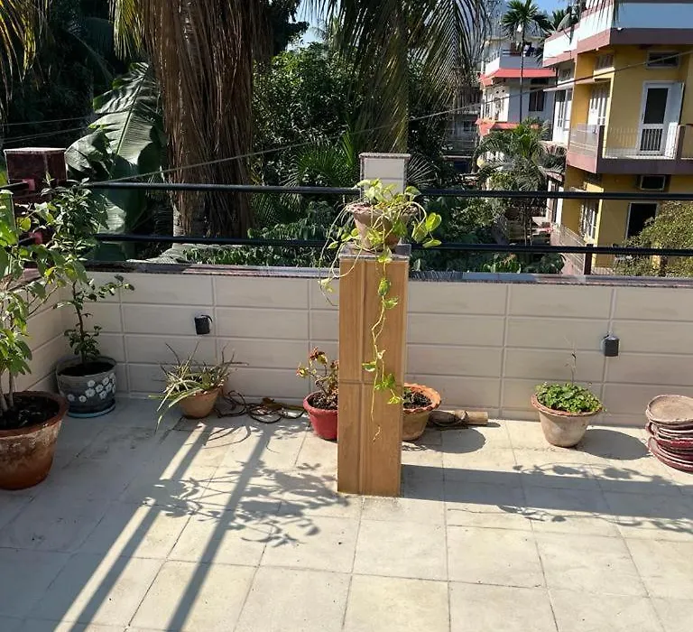 Riverside Palm 1Bhk With Ac And Terrace Access Near Kamakhya Temple-1
