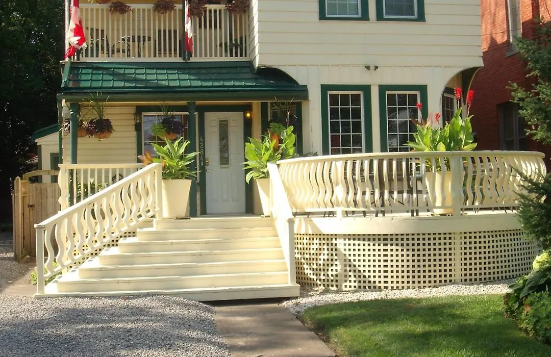 Ellis House Bed & Breakfast-1