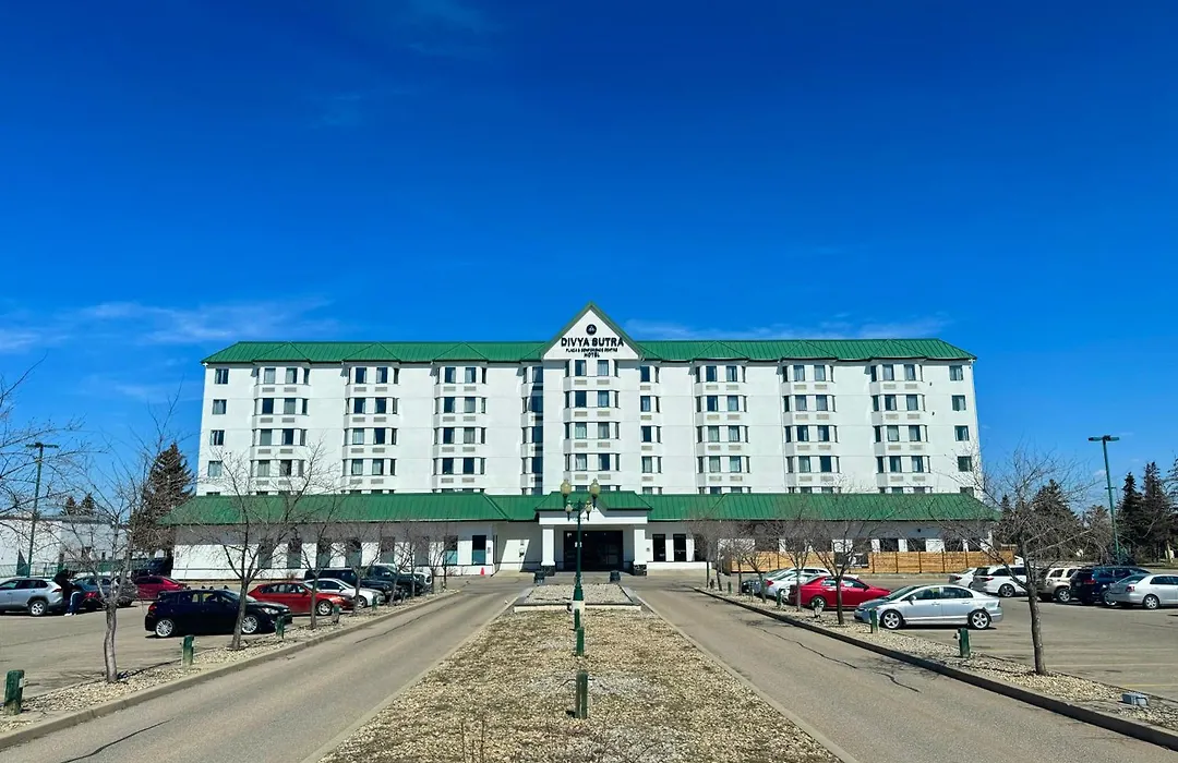 Divya Sutra Plaza And Conference Centre Calgary Airport-1