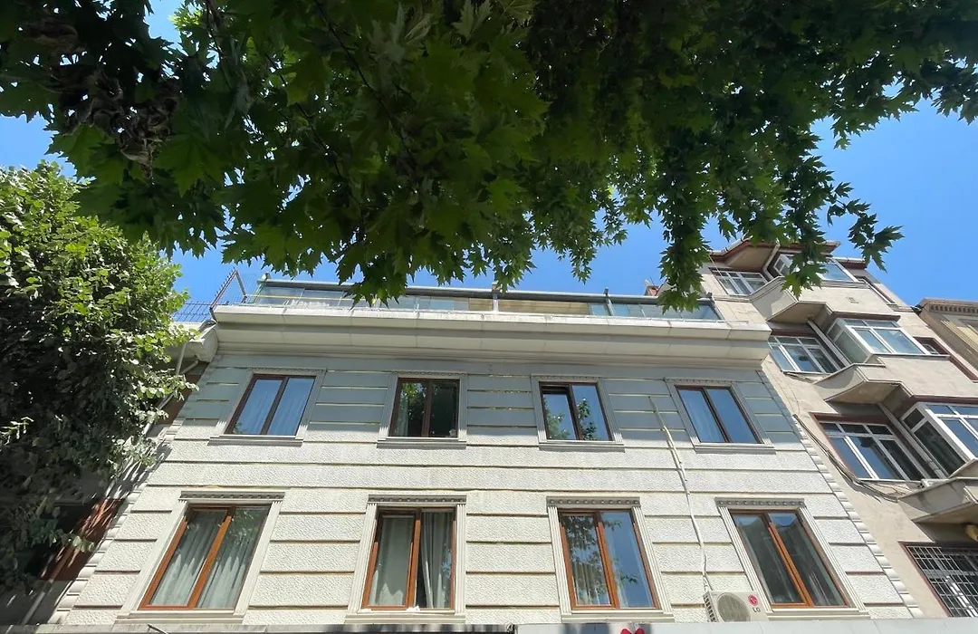 Rozza Hotel-1