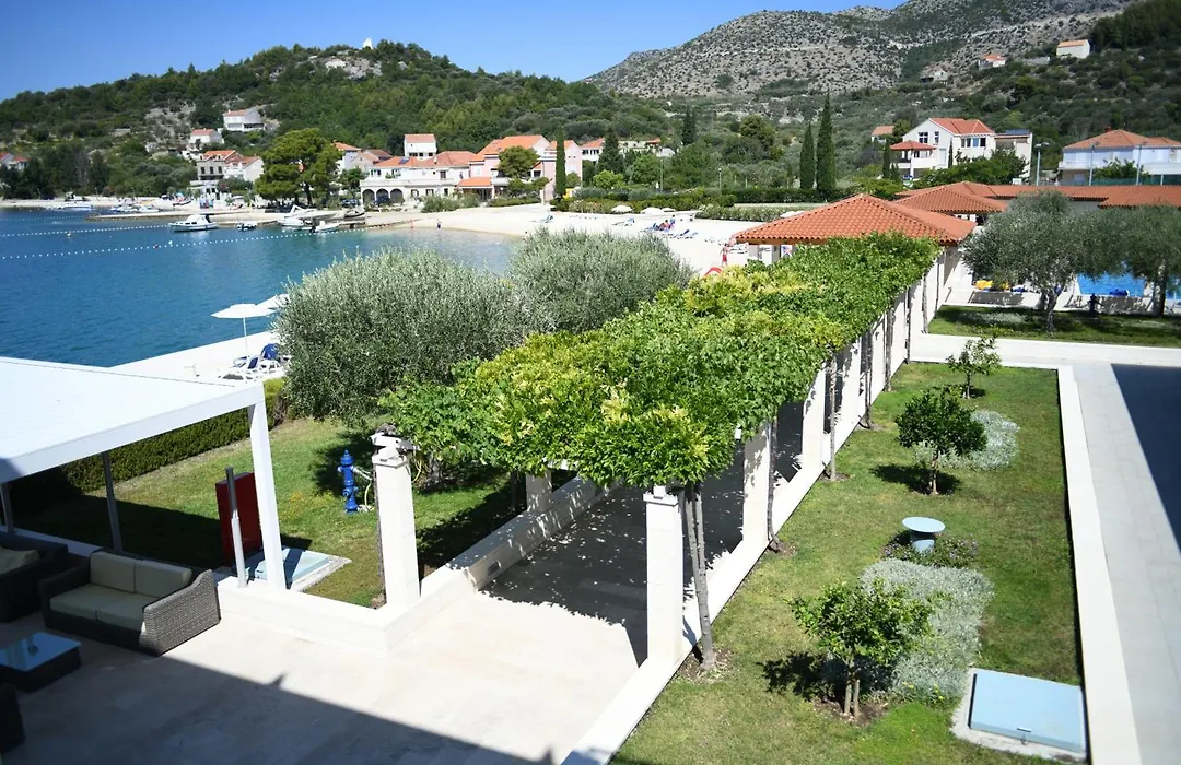 Admiral Grand Hotel-1