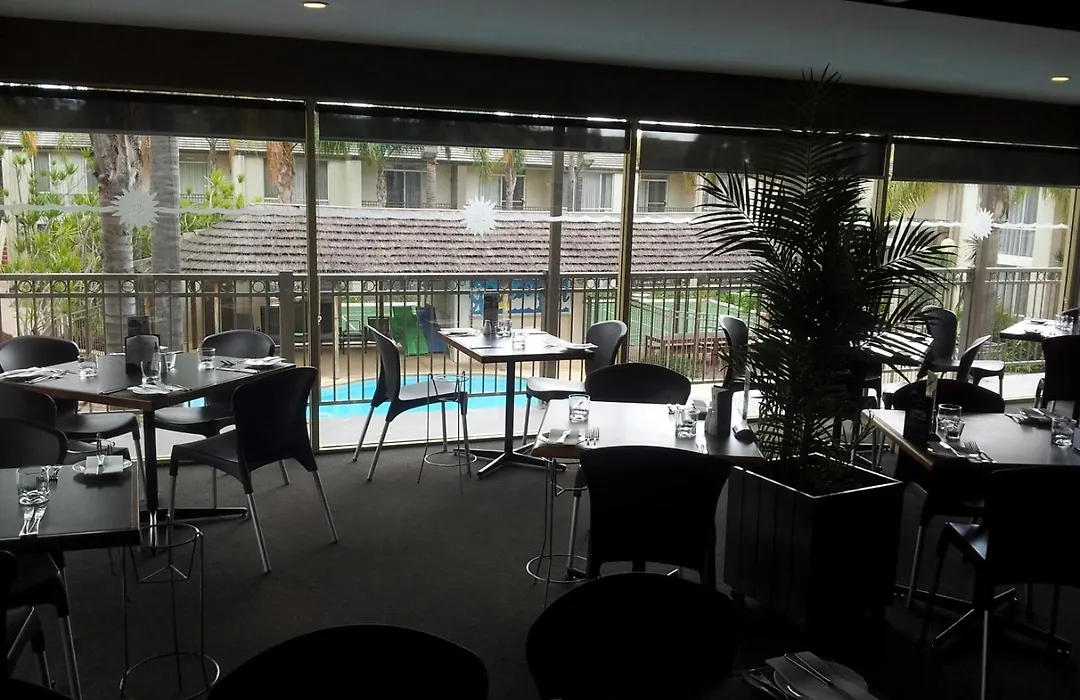 Mandurah Motel And Apartments-1