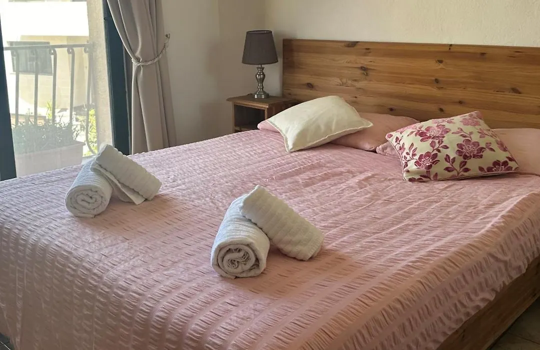 Green Grove Guest House-1