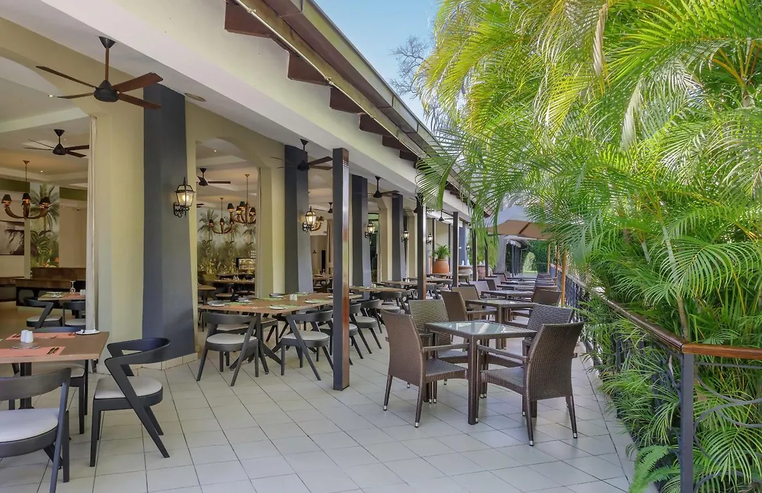 Protea Hotel By Marriott Livingstone-1