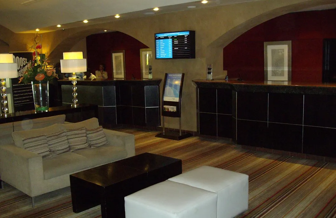 Garden Court Or Tambo International Airport-1