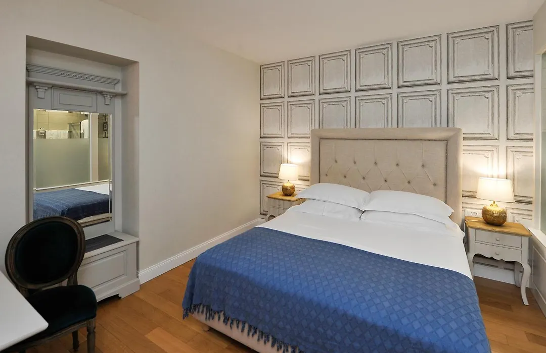 The Duke Luxury Rooms-1