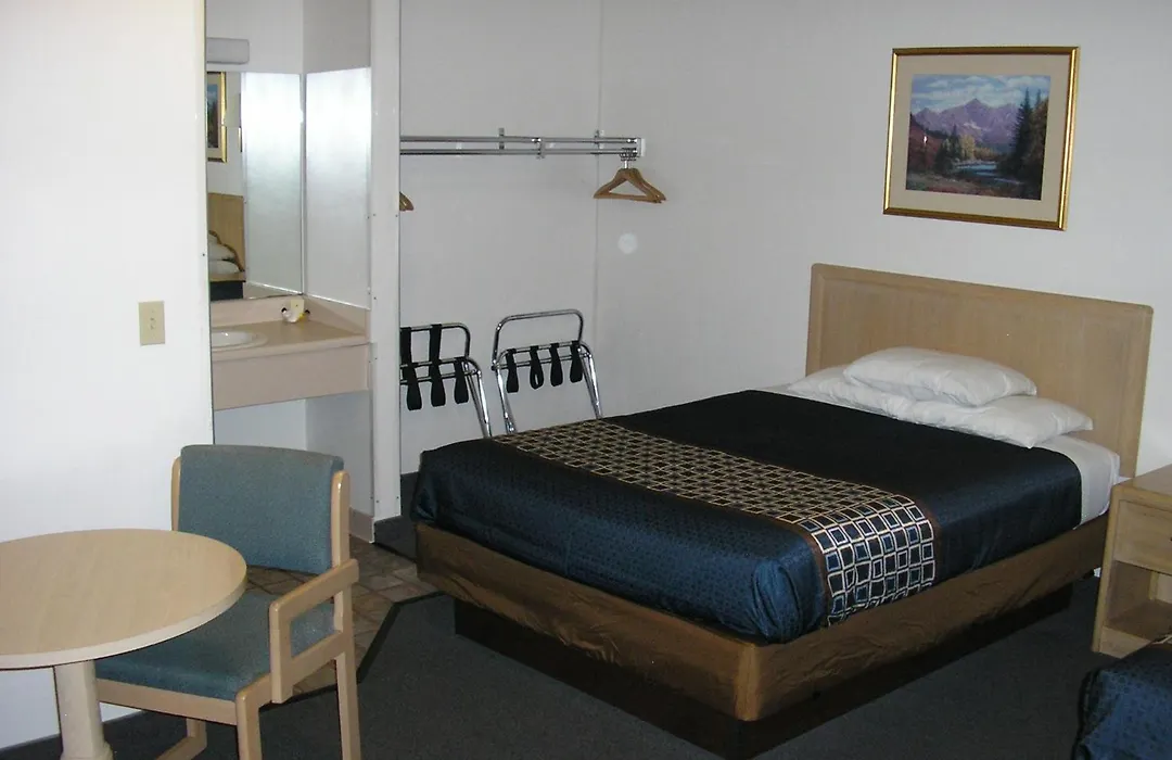 Mecca Motel-1