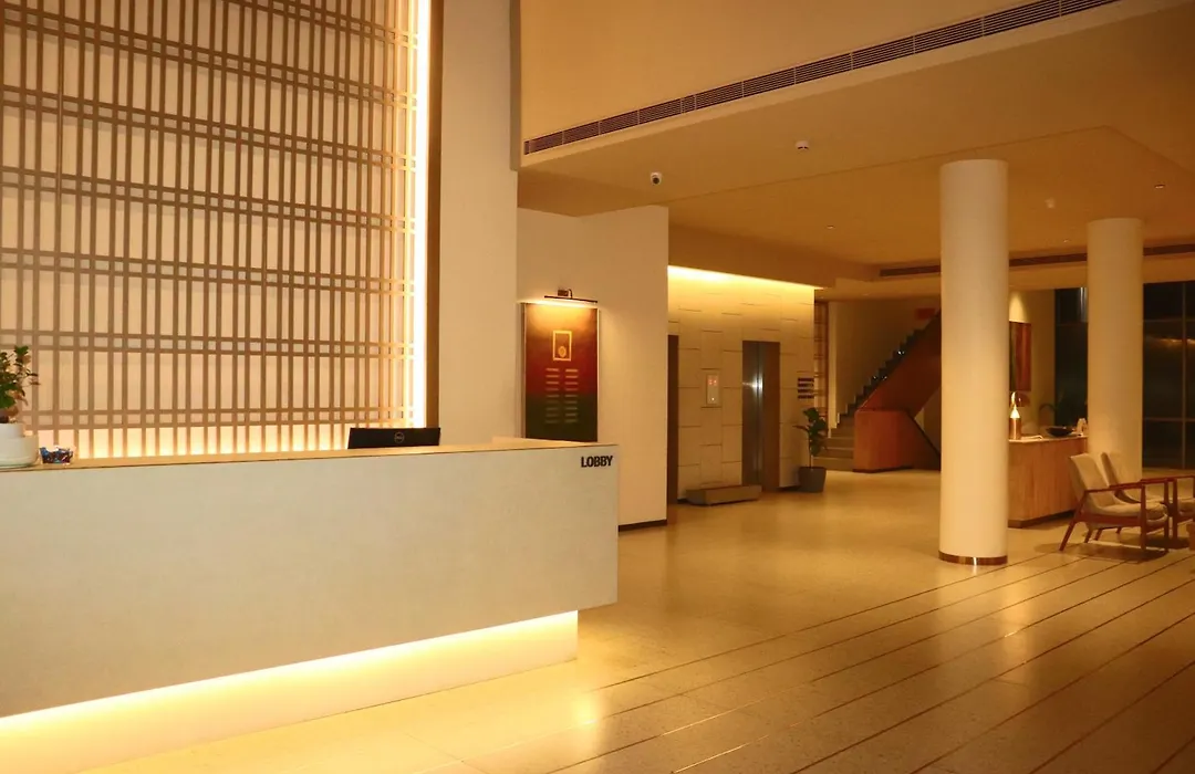 37Th Crescent Hotel Bengaluru-1