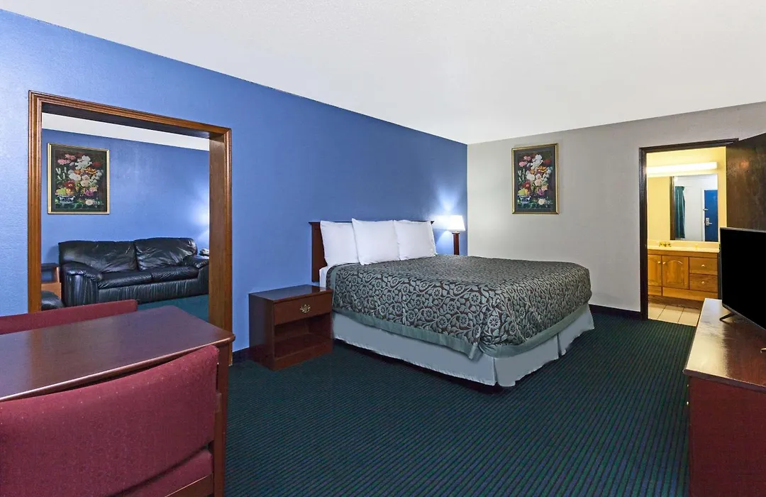 Days Inn By Wyndham Oklahoma City Fairground-1