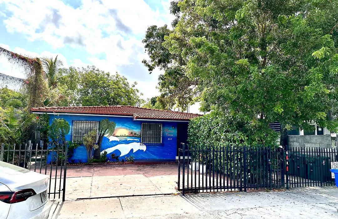 Miami House-1